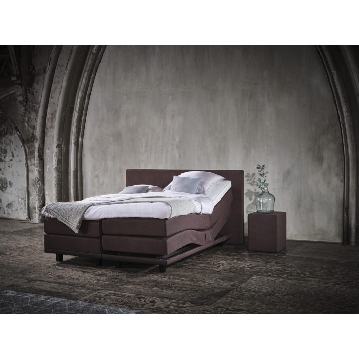 PULLMAN Detroit Silverline boxspringset met topdekmatras.