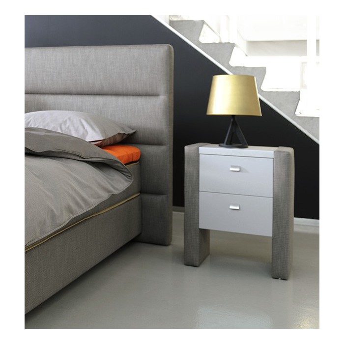 Pullman meegestoffeerde nachtkastje inclusief 2 laden.