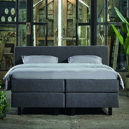 PULLMAN EXPRESS LEEDS ACTIEMODEL met topdekmatras.