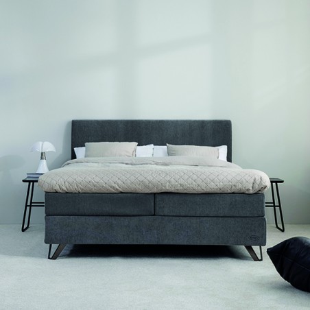 JENSEN AMBASSADOR boxspringset met topdek.