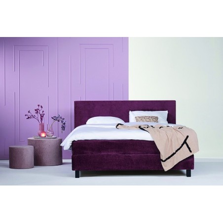 Eastborn FORWARD 120 cm met gestoffeerde matras en topdek.