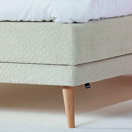 Eastborn PLUM THIN boxspringset + gestoffeerde matras met topdek.